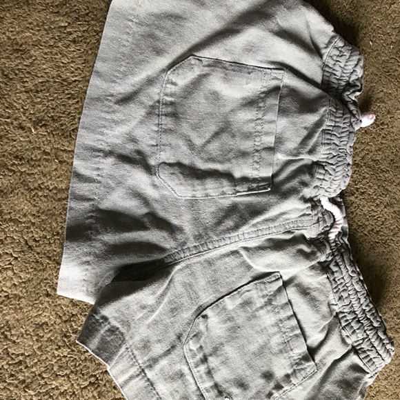 Roxy olive linen shorts - Picture 2 of 4